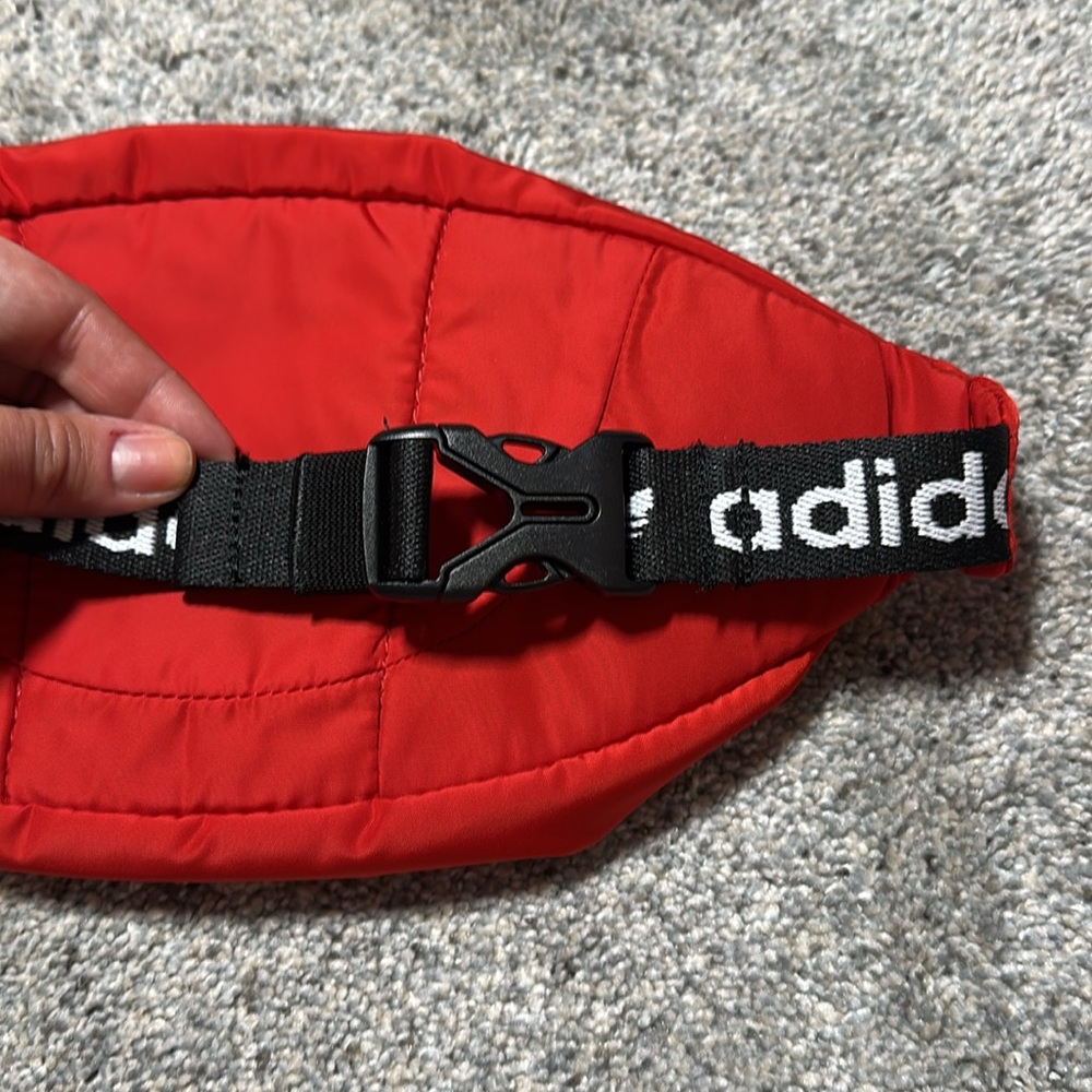 EUC Adidas Belt Bag/Cross Body Bag - red/black w/branding - Picture 6 of 16